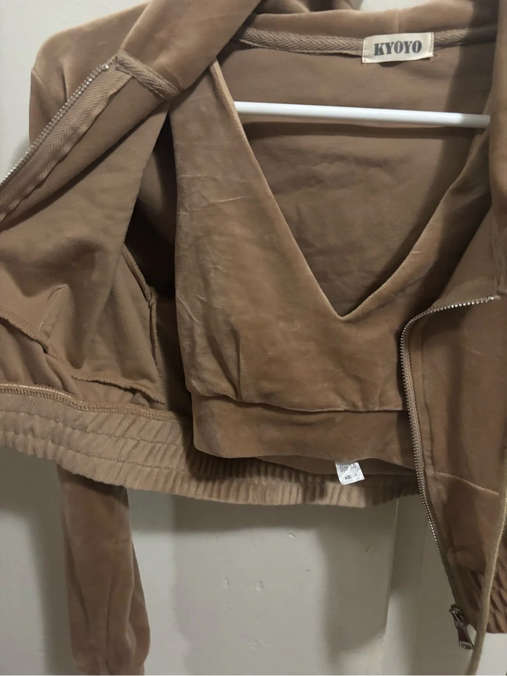 N/A cropped velour